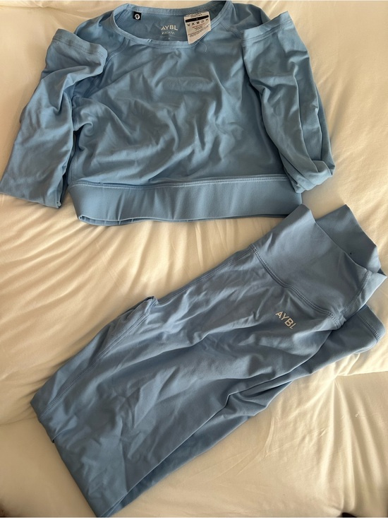 AYBL Other - AYBL Dusty Blue Seamless Crop Top & High-Waist Leggings Set